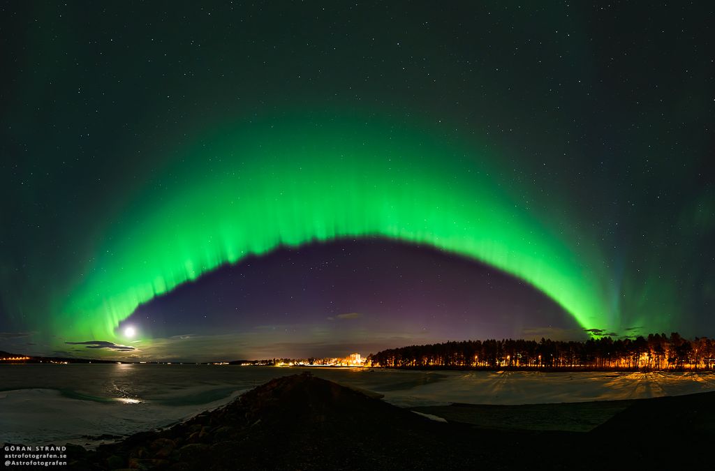 Green Aurora over Sweden